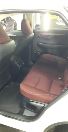 Lexus NX cena 116900 przebieg: 172000, rok produkcji 2016 z Tarnów małe 154